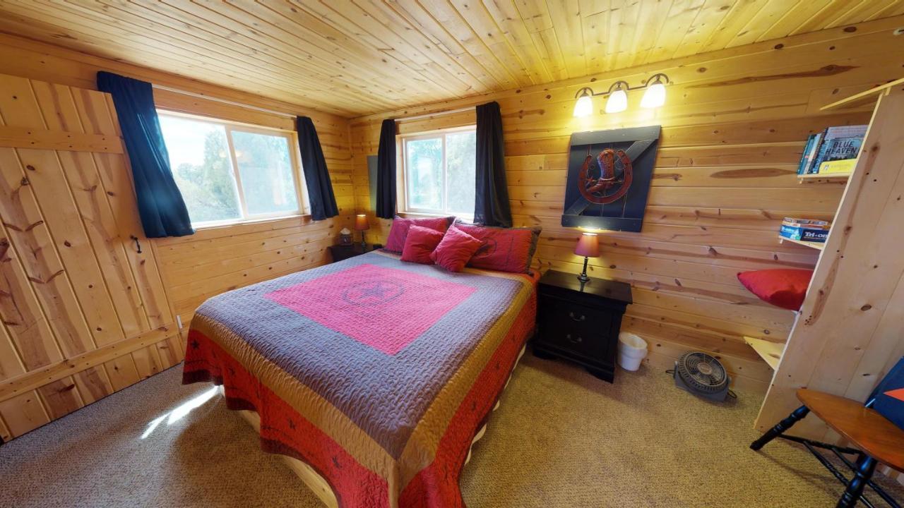 White Pine Cabin By Canyonlands Lodging Monticello Bagian luar foto