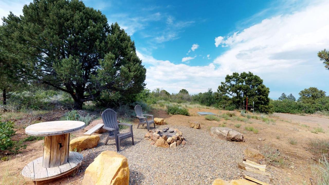 White Pine Cabin By Canyonlands Lodging Monticello Bagian luar foto